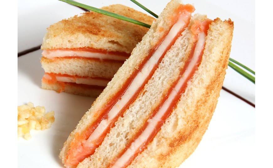 BIS SANDWICH DE SALMÓN