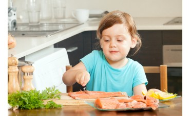 El salmón en niños pequeños 