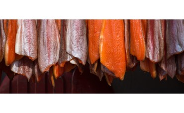 ¿QUÉ ES EXACTAMENTE EL SALMÓN AHUMADO?