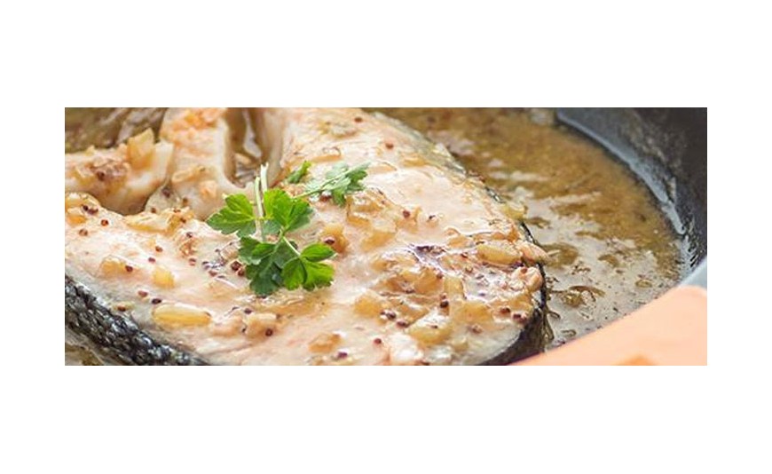 Salmón con mostaza a la antigua y cava