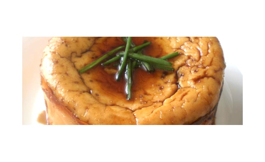 Flan de salmón con salsa de oporto